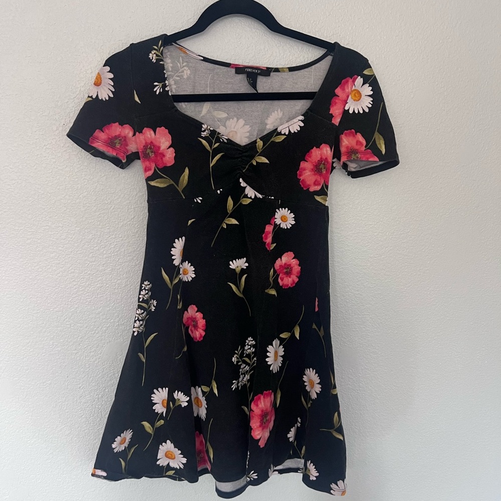 Forever 21 Black White Pink Mini Floral Dress Size Small
